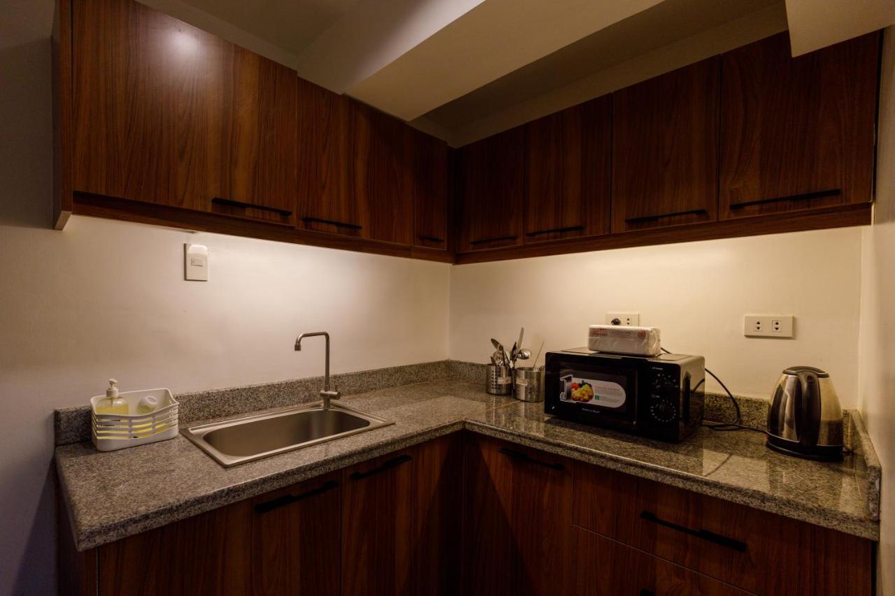 5880 Enriquez Residences Manila Dış mekan fotoğraf