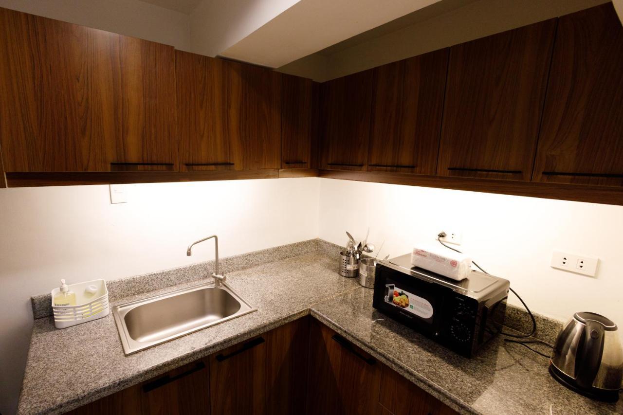 5880 Enriquez Residences Manila Dış mekan fotoğraf