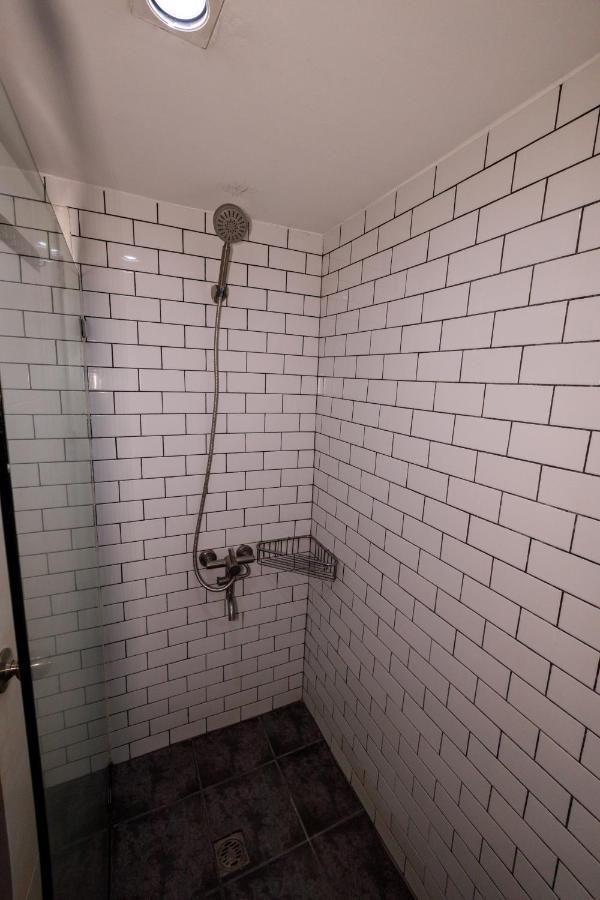 5880 Enriquez Residences Manila Dış mekan fotoğraf