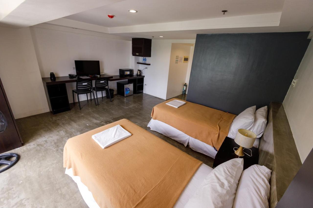 5880 Enriquez Residences Manila Dış mekan fotoğraf