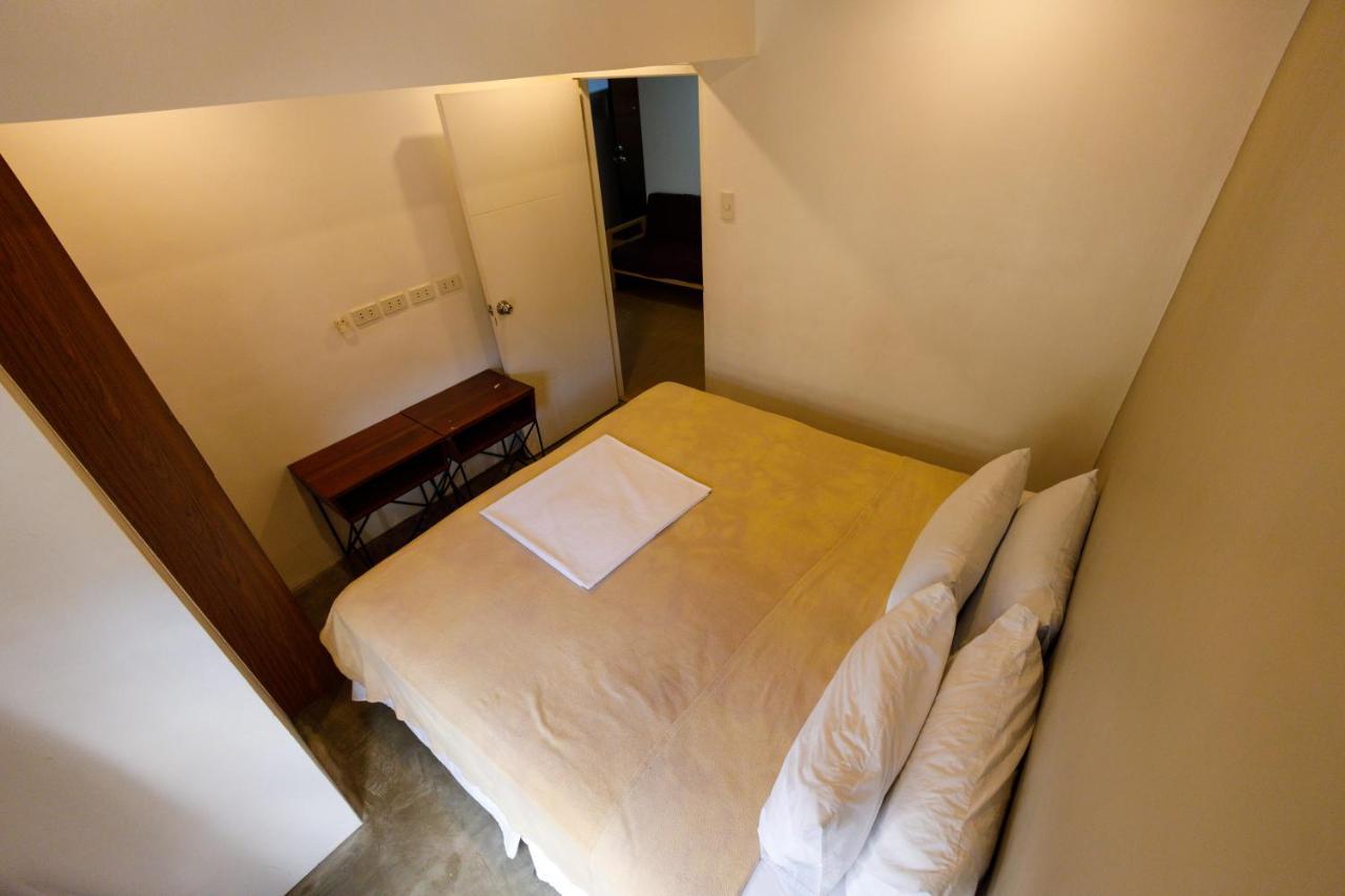 5880 Enriquez Residences Manila Dış mekan fotoğraf