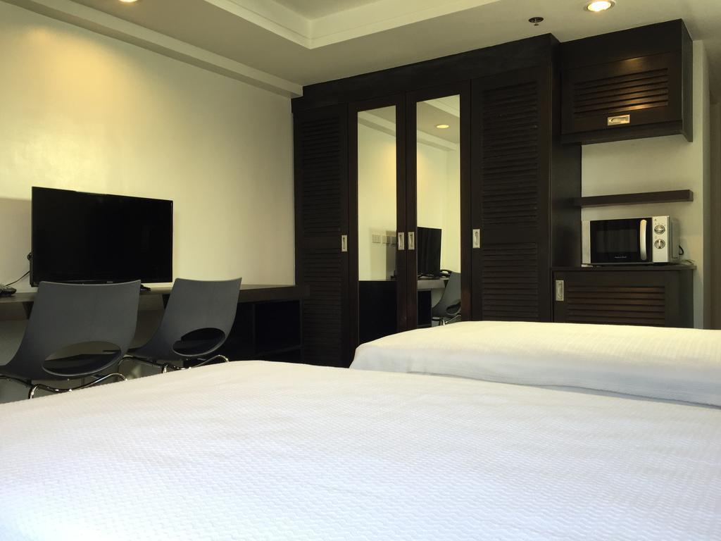 5880 Enriquez Residences Manila Dış mekan fotoğraf